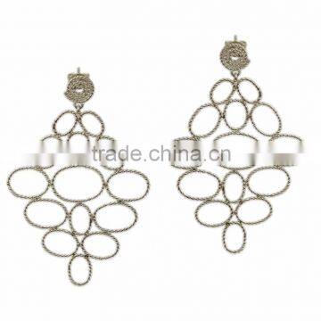 Artistic plain 925 silver earring