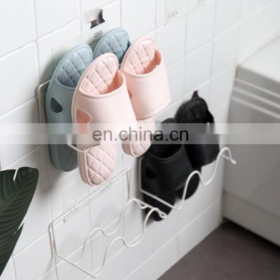 Home dormitory shoe storage artifact free punching bathroom door behind wall-mounted bathroom slippers rack