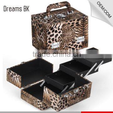 Guangzhou factory professional pvc makeup vanity case cosmetic display case for beauty salon