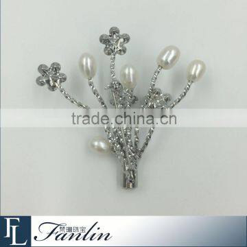 Fashion Crystal Bouquet Freshwater Pearl Brooch photo-2