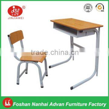 High Quality Plywood with Fireproof Board Student Table and Chiar for School Furniture