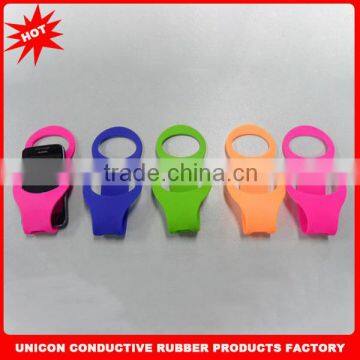 Hot sell wholesale cheap colorful silicone cell phone charger holder