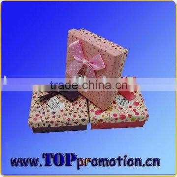 Newest hot sales customised christmas gift box