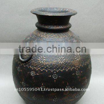 Antique Imitation wooden pot