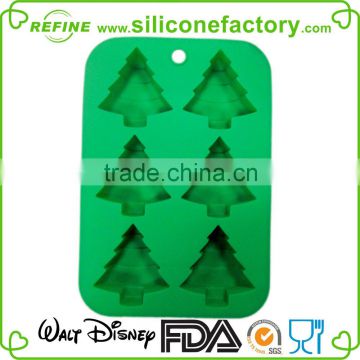 Christmas tree shaped 6 cavity silicone baking mold