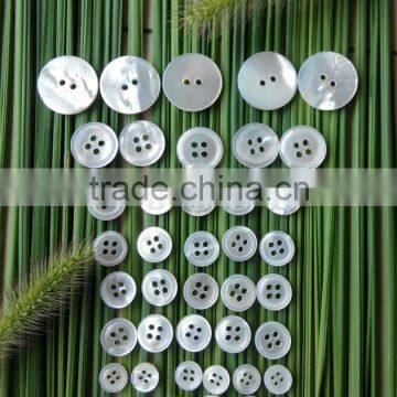 top class white mother of pearl button for womanswear& menswear