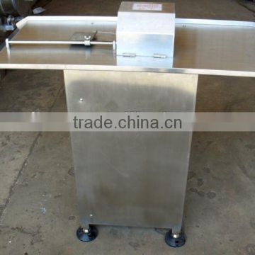 Stainless steel sausage twisting machine