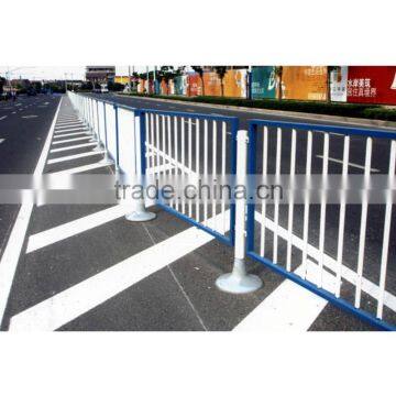 European Standard Test Highway Fiberglass Crash Barrier photo-4