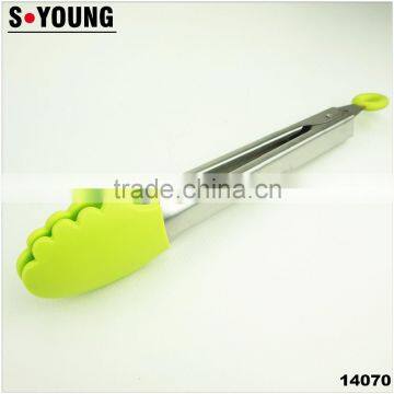 14070 New Shape Barbecue Grill Tongs Silicone Kitchen Serving Locking Food Tong