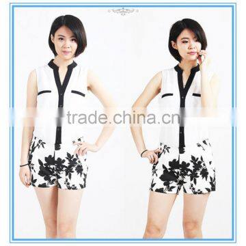 2016 New Arrival Fashion Ladies Printed Black And White Shorts photo-2