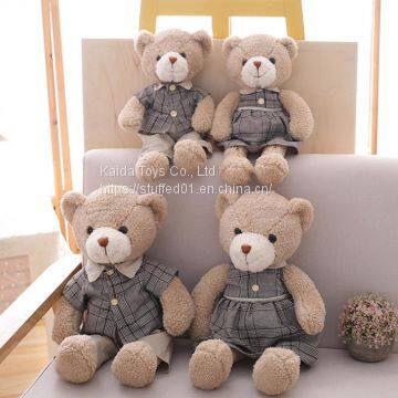COUPLE BEAR