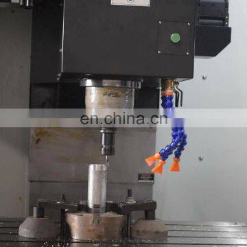 China CNC Machine VMC1270L Vertical Turret Milling Machine