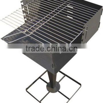 Charcoal BBQ grill