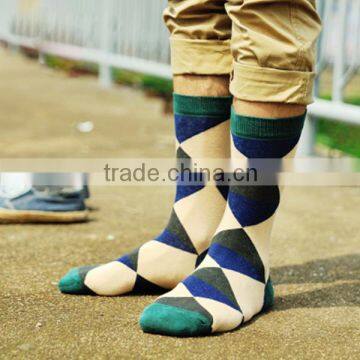 Men classic diamond casual dress socks