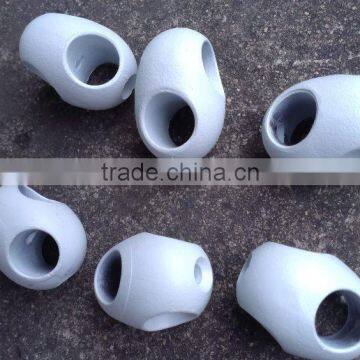 Alloy wire rope cross connectors for armed rope