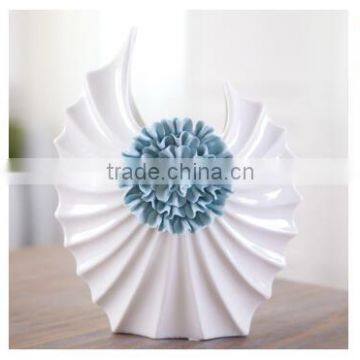 Unique shape paper folding art deco vase for home deco