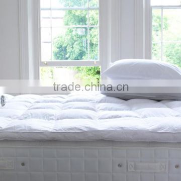 Mattress Topper with duck feather filling and cotton cover