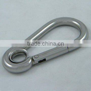 Carbine hook with eye