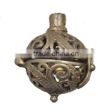 Wholesale 27*24mm High Quality Open Raw Brass Filigree Magic Box Charm Pendant