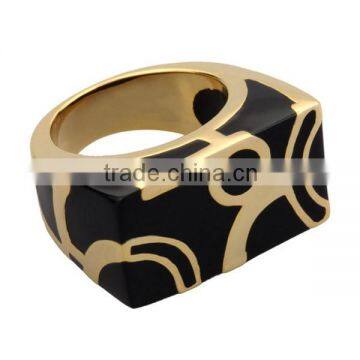 Custom Gold Finger Ring in Dubai Without Stone photo-2
