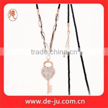Magnetic Fashion Simple Pendant Necklace photo-2