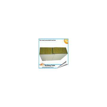 Polyurethane sandwich insulation panel