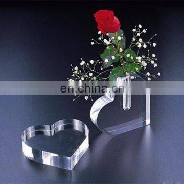 OEM exquisite heart shape acrylic vase