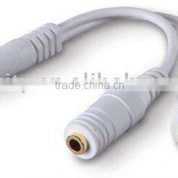 White 3.5MM Premium Audio Headphone Jack Splitter