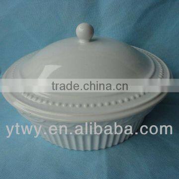 YT - white ceramic tureen with lid stock