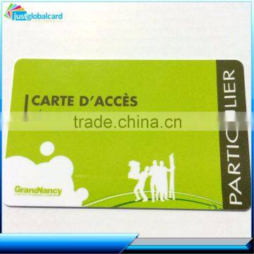 China Manufacture CR80 Standard Size Printed Serial Numbers Barcode Magnetic Strip Dual Interface Card photo-2