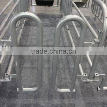 Carbon steel swinery and galvanized pigsty fence table