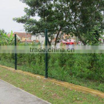 Top selling high quality outdoor wire welded panel fence,fencing with pole