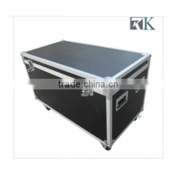 RK515II Flight Case with heavy duty recessed handles and foam lined