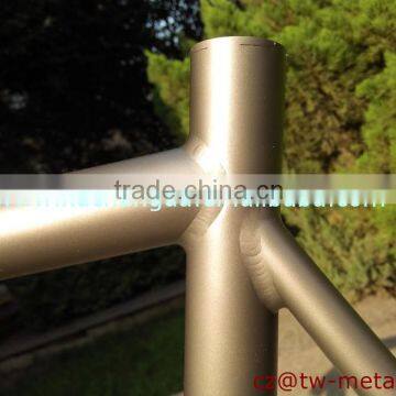 Customized Titanium Road Bicycle Frame Touring Bike Frame With Polished Logo & Integrated Head Tube photo-4
