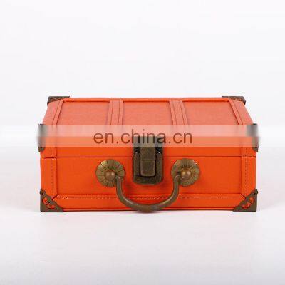 Vintage MDF Wooden Keychain Perfume Suitcase Gift Box PU Leather With Lock