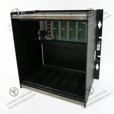 GE IC697CHS750 Módulo de rack de E/S com 5 slots montado na parte traseira