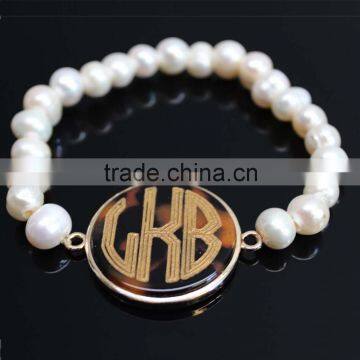 Engraved Tortoise Shell Freshwater Pearl Bracelet