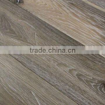 Parquet flooring oak