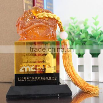 Top seller crystal glass dragon shaped souvenir