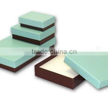 Decorative pearl necklace wrapping box