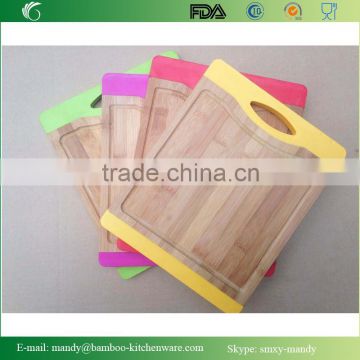 Grooved Non-slip Bamboo Chopping Block with silicone and handle