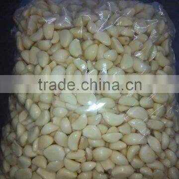 Fresh peeled garlic 5lbx6bg/carton