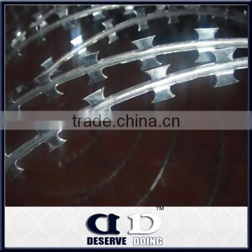 BTO-10 Razor wire