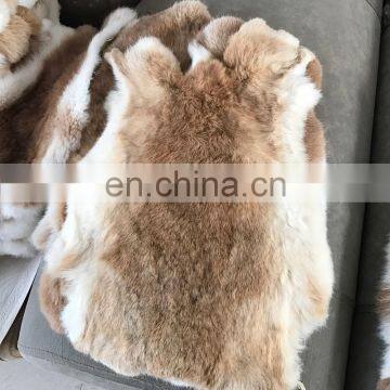 China factory wholesale large raw color tanned rabbit pelt skins for crafts