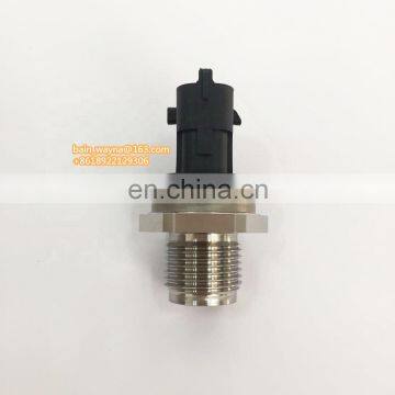 MACHINERY ENGINE -- SENSOR FOR CONSTRUCTION DIESEL ENGINE PART EXCAVATOR ENGINE 0 281 002 937