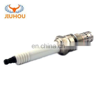 P7 V6 Industry Spark Plug for Heavy Machine photo-3
