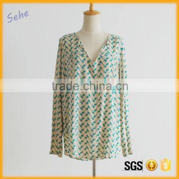 Big Size Sexy Neck Floral Printing Mature Ladies Blouses Supplier's Choice