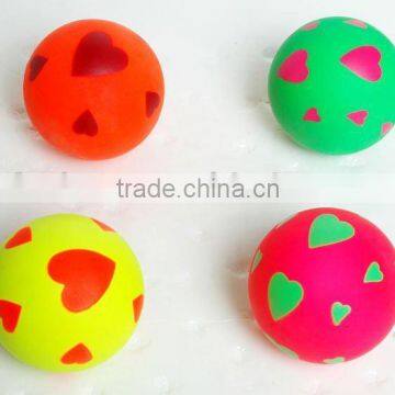 Rubber fluorescent color love ball