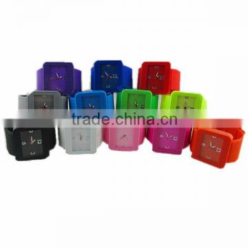 Fashion Clorful Silicone Rubber Teens Wristband Quartz Watch