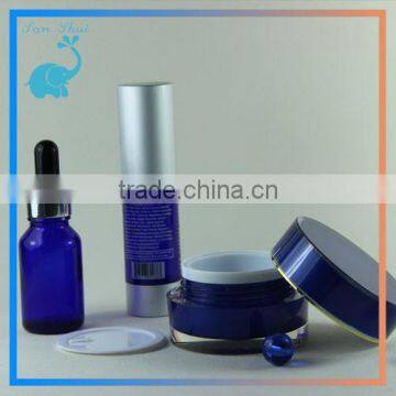 2014 New products empty cosmetic packaging glass body lotion bottle